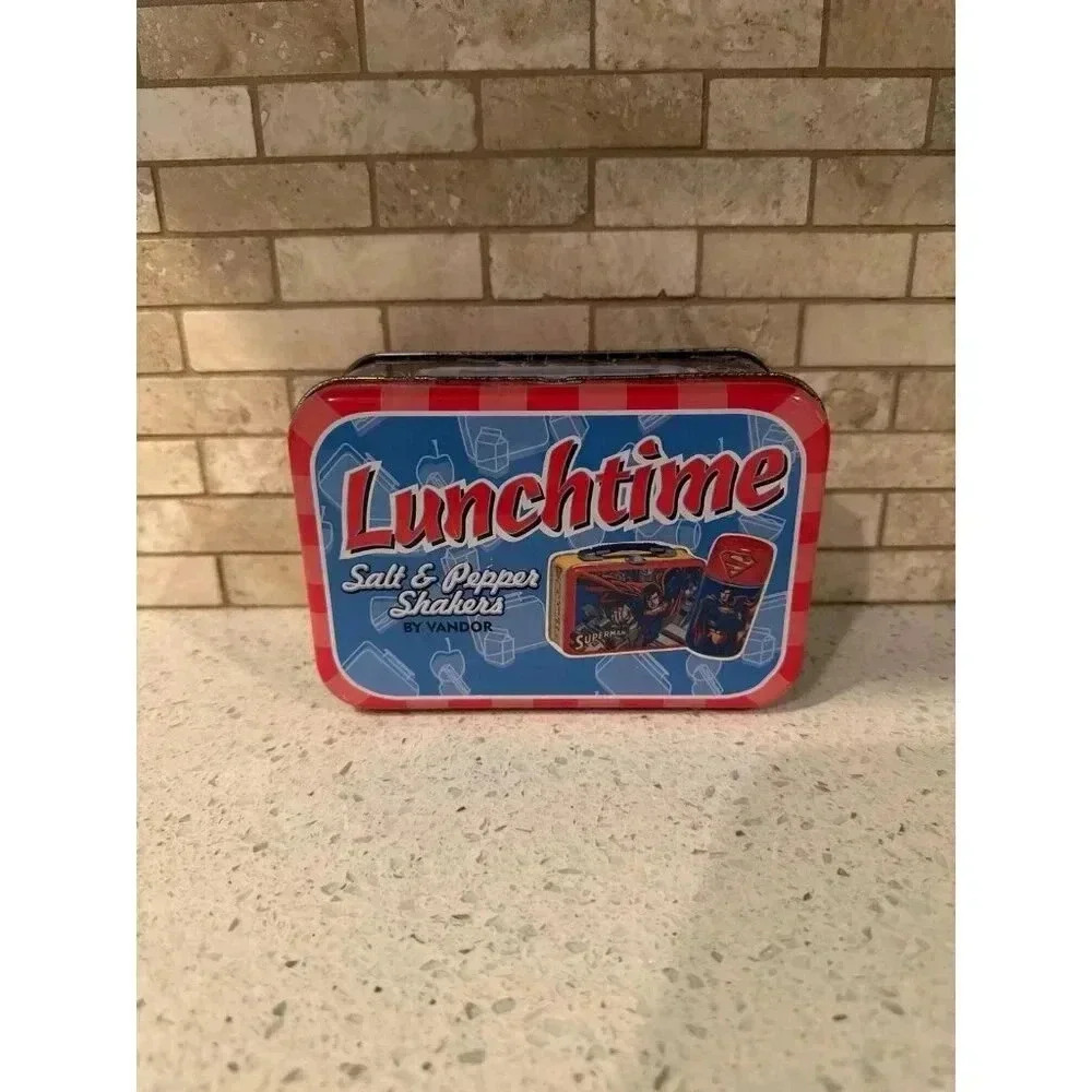 Superman Lunchtime Salt‎ & Pepper Shakers #34